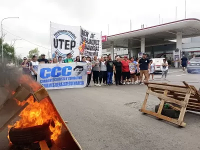 Organizaciones lanzaron protestas en todo el pa&iacute;s por la baja de planes sociales